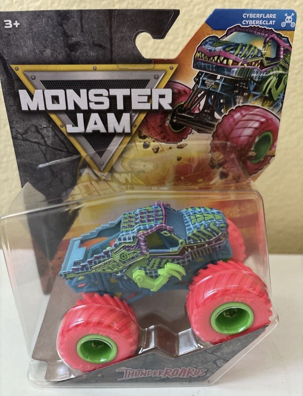 Spin Master Monster Jam ThunderROARus CyberFlare 1:64 Truck Series 46 New
